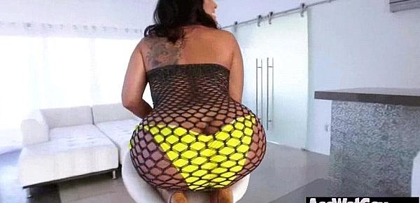  Oiled All Up And Bang A Sexy Big Buttt Curvy Girl (kiara mia) video-20